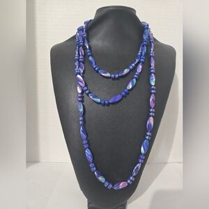 VINTAGE LONG STRANDED NECKLACE MULTICOLOR